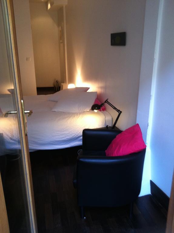 Chambre D'Hotes Annelets Paris Exterior photo